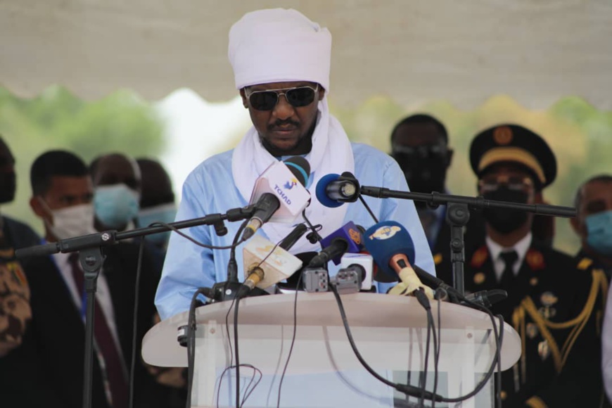 Tchad : l'hommage de Zakaria Idriss Deby à son père Tchad : l'hommage de Zakaria Idriss Deby à son père