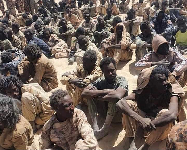 Tchad : la CNDH inspecte les conditions de détention des prisonniers de guerre Tchad : la CNDH inspecte les conditions de détention des prisonniers de guerre