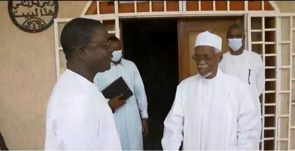 Tchad : Pahimi Padacké recueille les conseils de l'ex-président Goukouni Weddeye Tchad : Pahimi Padacké recueille les conseils de l'ex-président Goukouni Weddeye