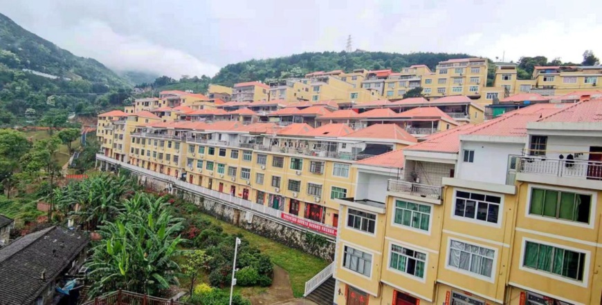 Photo taken on May 8, 2021, shows the resettlement site of local fishermen in Xiaqi village, Xiabaishi town, Fu'an city, southeast China's Fujian province. (Photo by Li Yan/People's Daily)