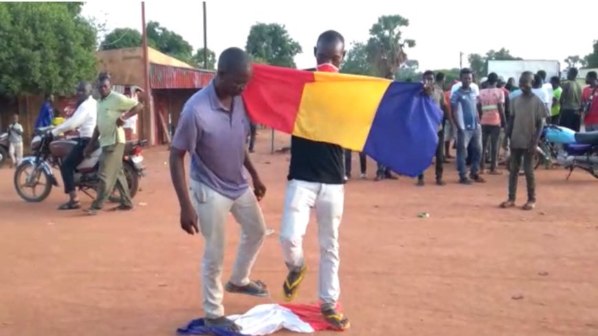 Tchad : des manifestants dispersés par les forces de l'ordre à Moundou. © Alwihda Info Tchad : des manifestants dispersés par les forces de l'ordre à Moundou. © Alwihda Info