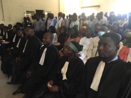 Tchad : Cinq huissiers de justice prêtent serment à N’Djamena Tchad : Cinq huissiers de justice prêtent serment à N’Djamena