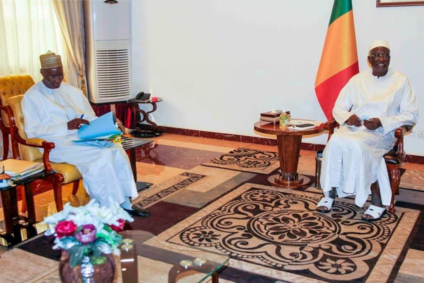 Mali : le président de la transition et le premier ministre arrêtés Mali : le président de la transition et le premier ministre arrêtés