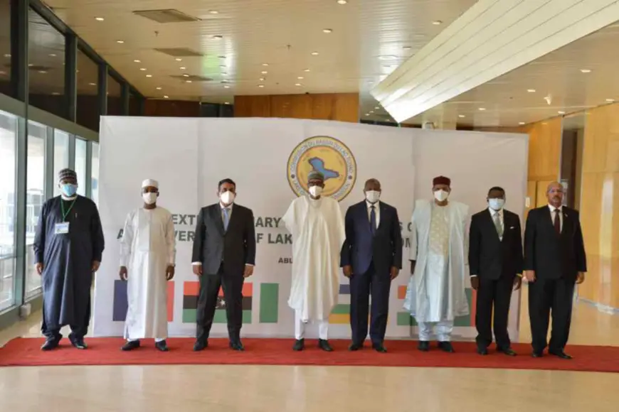 Buhari met en garde contre les conséquences pour la sous-région d'un Tchad déstabilisé