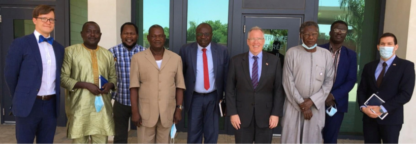 Tchad : le chargé d’affaires de l’ambassade US échange avec Wakit Tama Tchad : le chargé d’affaires de l’ambassade US échange avec Wakit Tama