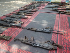 Tchad : la gendarmerie présente des armes saisies et annonce des arrestations Tchad : la gendarmerie présente des armes saisies et annonce des arrestations