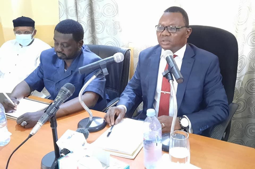 Tchad : le ministre de l’Éducation rencontre les gestionnaires du système éducatif de N’Djamena Tchad : le ministre de l’Éducation rencontre les gestionnaires du système éducatif de N’Djamena