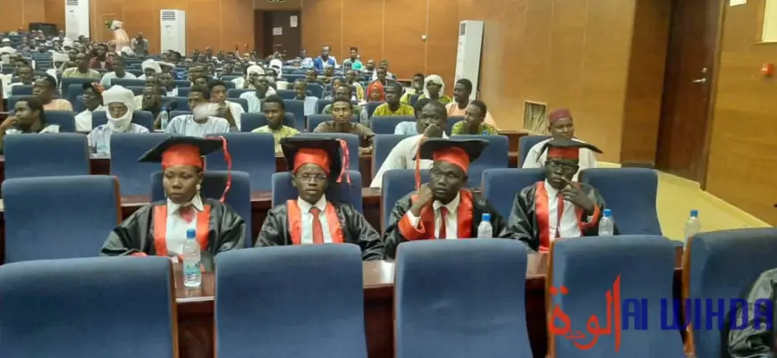 Tchad : 27 lauréats de l’Université de N’Djamena reçoivent leur parchemin
