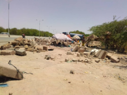 Tchad : le concassage, une activité de survie à N'Djamena Tchad : le concassage, une activité de survie à N'Djamena