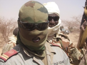 Le lieutnant Gorille des forces spéciales tchadiennes dans le Nord-Mali. Crédits photos : Abdelnasser Gorboa. Le lieutnant Gorille des forces spéciales tchadiennes dans le Nord-Mali. Crédits photos : Abdelnasser Gorboa.