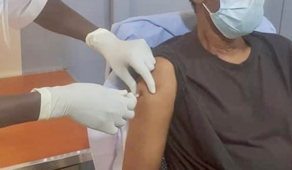 Tchad : le SYMET exhorte le personnel de santé à se faire vacciner contre la Covid-19 Tchad : le SYMET exhorte le personnel de santé à se faire vacciner contre la Covid-19