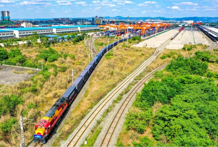 A China-Europe freight train loaded with medical supplies and electronic equipment departs from Chengdu International Railway Port in Chengdu, capital of southwest China’s Sichuan province, for Felixstowe, the U.K., April 26, 2021. (Photo by Bai Guibin/People’s Daily Online)