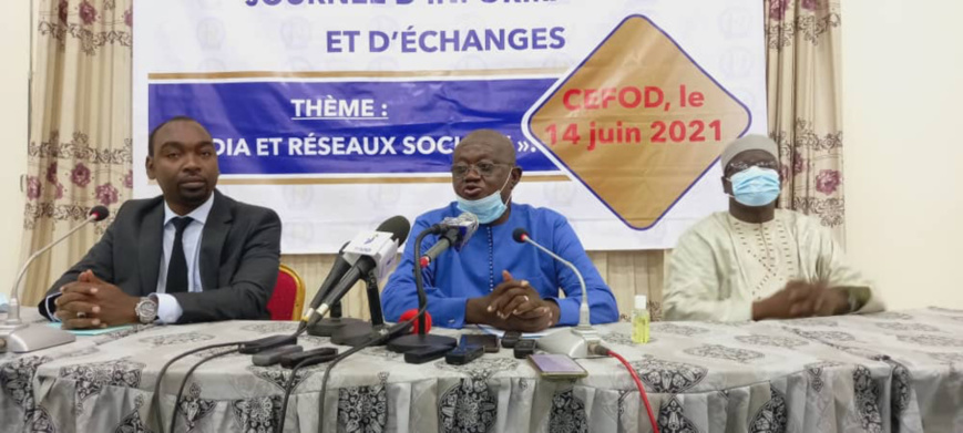 ديي دوني : "ليس كل من يحمل شهادة في الصحافة والإعلام صحفيًا" ديي دوني : "ليس كل من يحمل شهادة في الصحافة والإعلام صحفيًا"