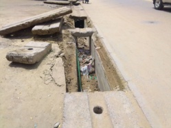 Tchad : une opération de curage des caniveaux à N'Djamena Tchad : une opération de curage des caniveaux à N'Djamena