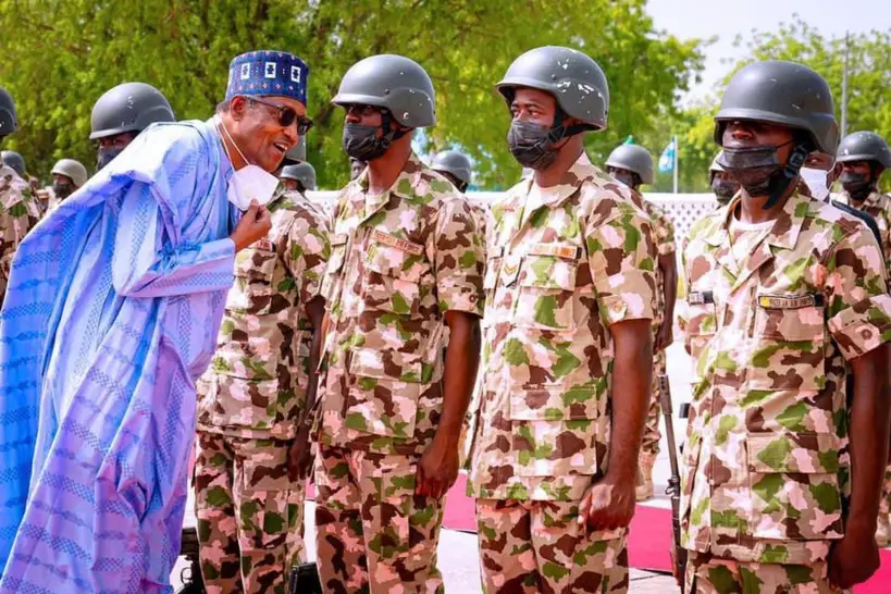 Nigeria : Buhari aux côtés des troupes à Maiduguri. © PR Nigeria