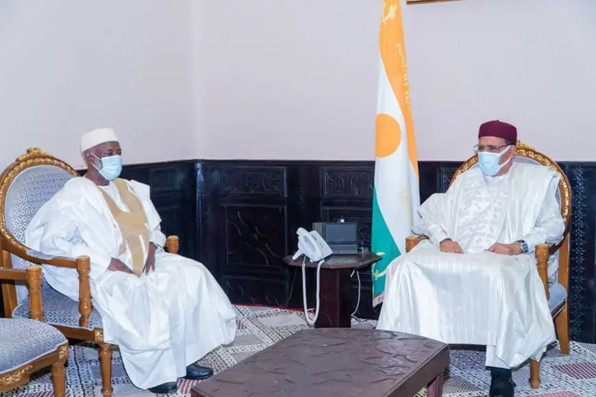 Niger : le président s’est entretenu avec l’ambassadeur du Tchad