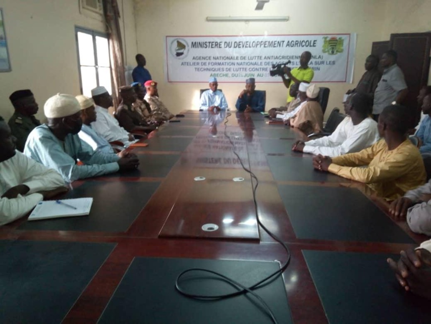 Tchad : les agents de la lutte anti-acridienne peaufinent leur formation