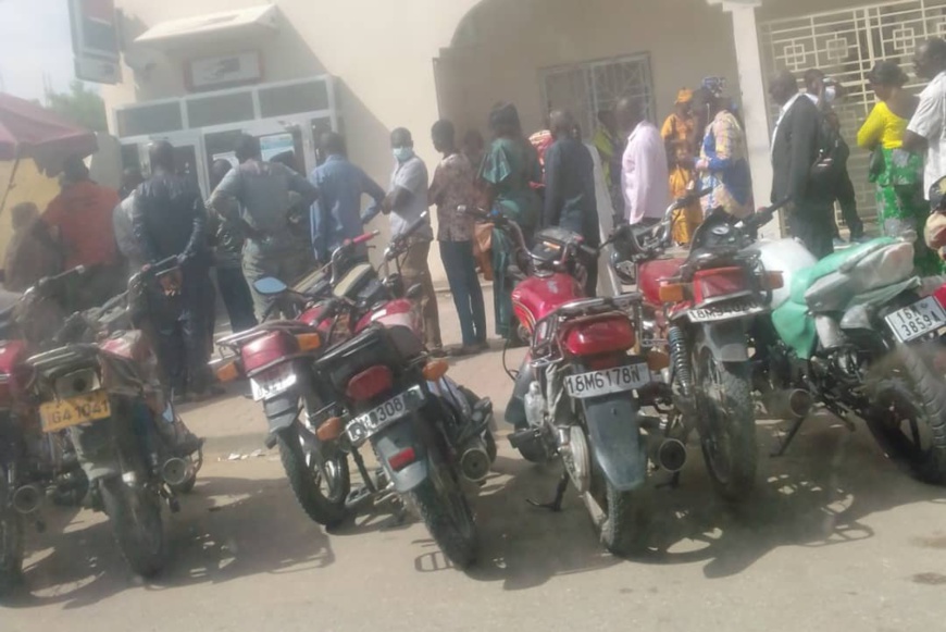 Tchad : virement des salaires, calvaire des fonctionnaires Tchad : virement des salaires, calvaire des fonctionnaires