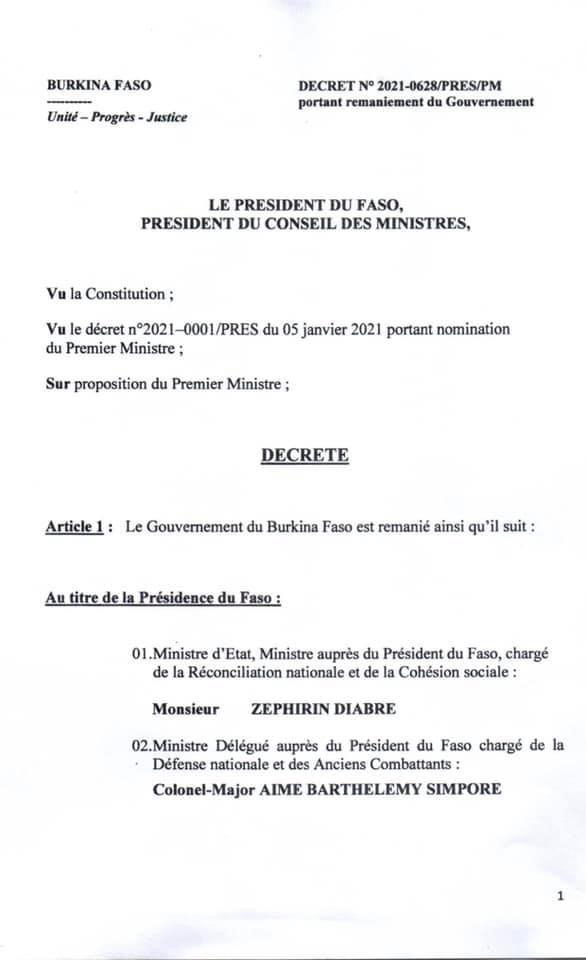 Burkina Faso : le président assume désormais les fonctions de ministre de la défense Burkina Faso : le président assume désormais les fonctions de ministre de la défense