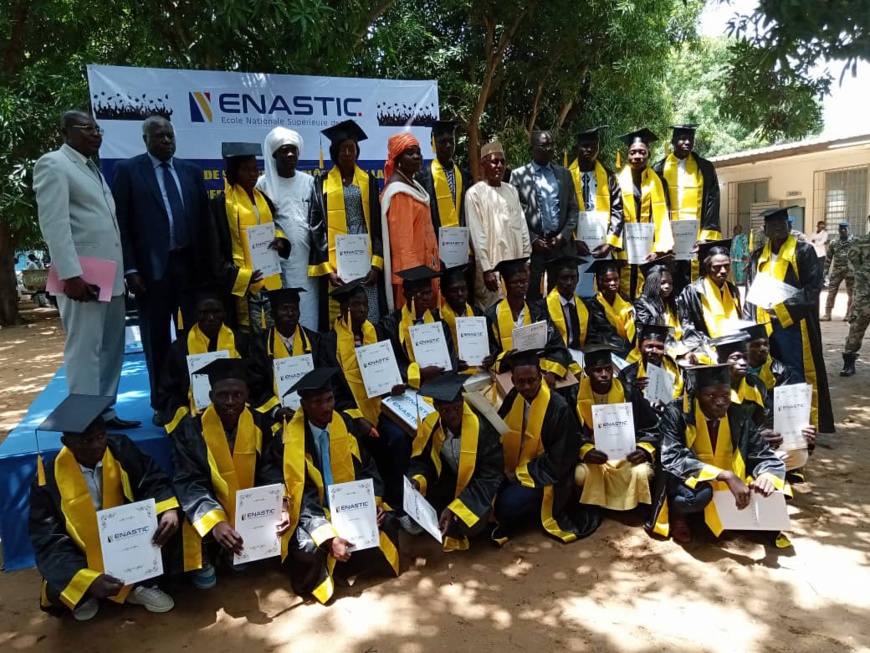 Tchad : sortie de la première promotion de l’ENASTIC à Sarh Tchad : sortie de la première promotion de l’ENASTIC à Sarh