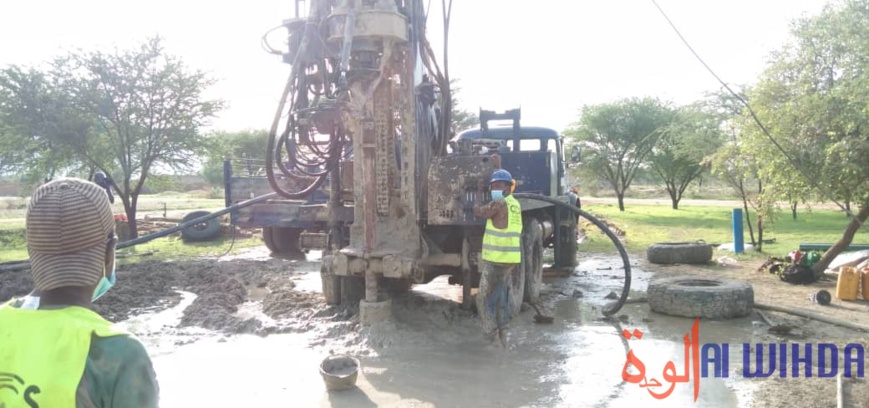 Tchad : Dago Yacoub et son successeur inspectent les chantiers à Mongo Tchad : Dago Yacoub et son successeur inspectent les chantiers à Mongo