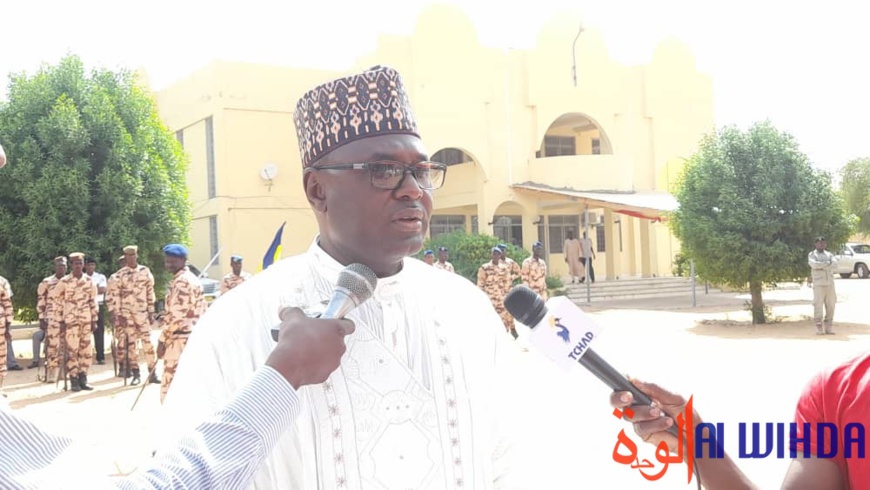Tchad : le colonel Djimta Bergon est le nouveau gouverneur du Batha Tchad : le colonel Djimta Bergon est le nouveau gouverneur du Batha