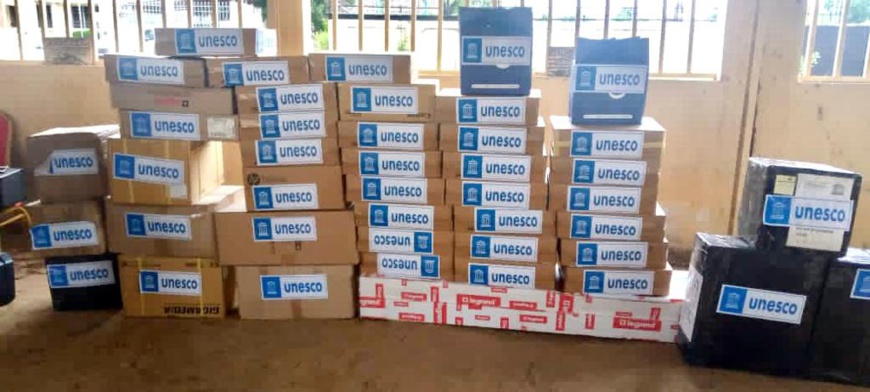Tchad : l’UNESCO offre des équipements informatiques au ministère de l’Education 