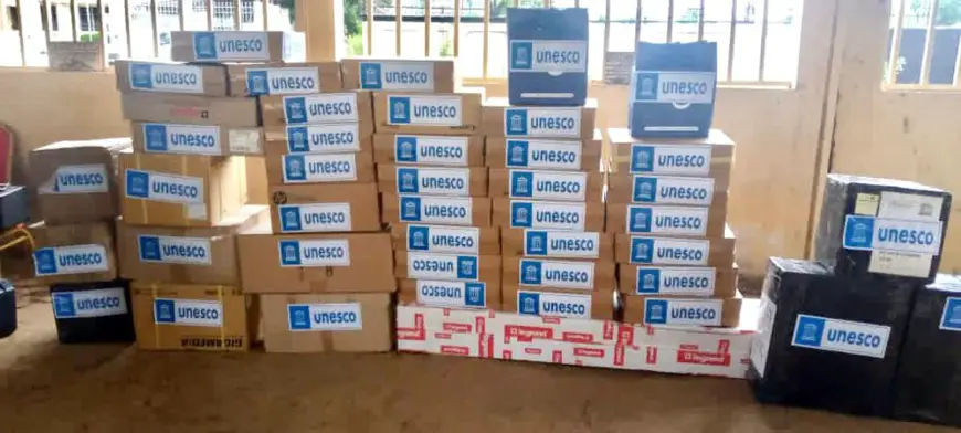 Tchad : l’UNESCO offre des équipements informatiques au ministère de l’Education 
