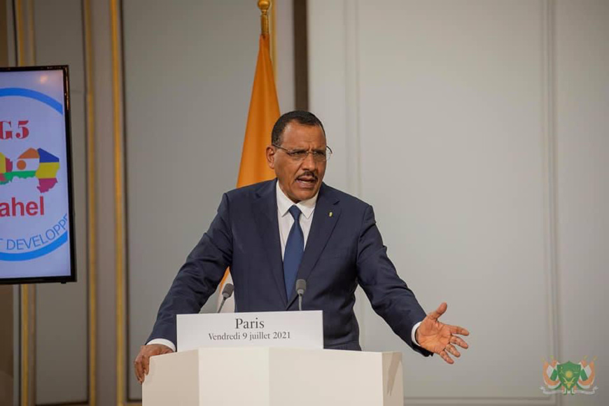 Tchad : un risque d'instabilité si la Constitution avait été appliquée à la lettre, estime Bazoum Tchad : un risque d'instabilité si la Constitution avait été appliquée à la lettre, estime Bazoum