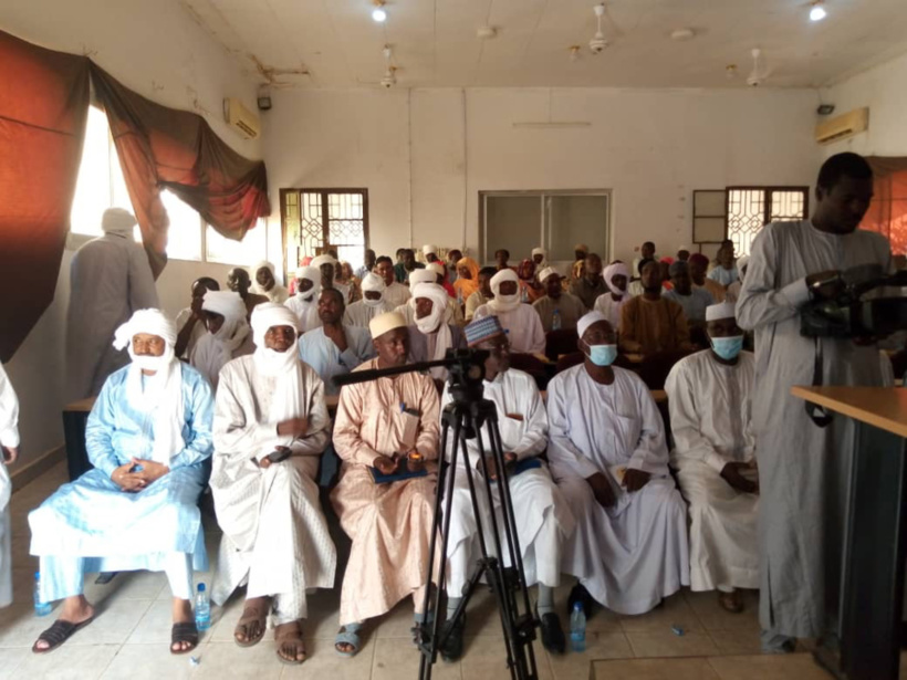 Tchad : la FENAPET distingue l'engagement d'une bonne volonté en faveur de l'éducation au Wadi Fira Tchad : la FENAPET distingue l'engagement d'une bonne volonté en faveur de l'éducation au Wadi Fira