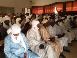 Tchad : la FENAPET distingue l'engagement d'une bonne volonté en faveur de l'éducation au Wadi Fira Tchad : la FENAPET distingue l'engagement d'une bonne volonté en faveur de l'éducation au Wadi Fira