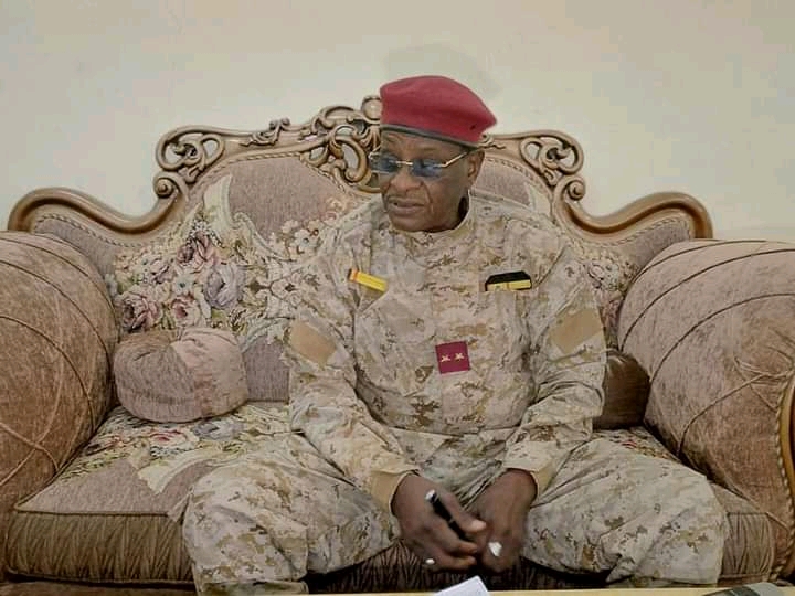 Tchad : le gouverneur du Ouaddaï donne des fermes orientations pour la sécurité Tchad : le gouverneur du Ouaddaï donne des fermes orientations pour la sécurité
