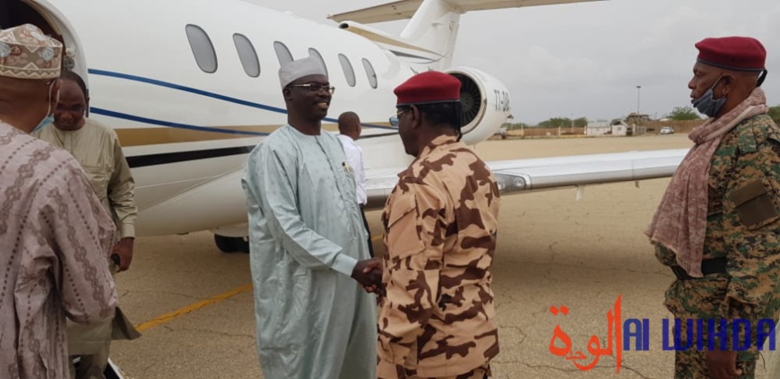 Tchad : le ministre des Infrastructures et du Désenclavement est à Abéché Tchad : le ministre des Infrastructures et du Désenclavement est à Abéché