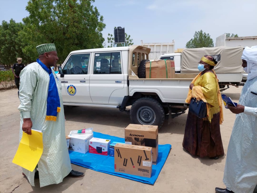 Tchad : au Hadjer Lamis, le conseil provincial du MPS réceptionne un appui en équipements Tchad : au Hadjer Lamis, le conseil provincial du MPS réceptionne un appui en équipements