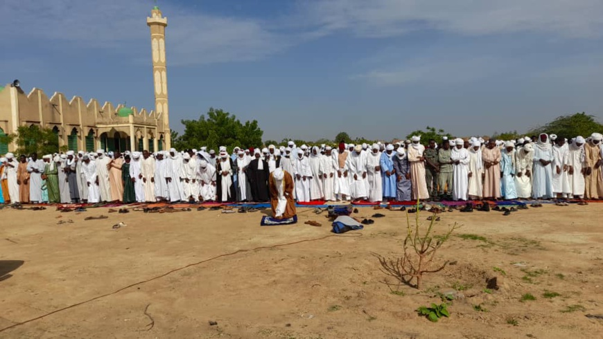 Tchad : les fidèles musulmans du Batha célèbrent l'Aïd Al-Adha Tchad : les fidèles musulmans du Batha célèbrent l'Aïd Al-Adha