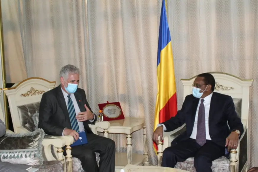 Tchad : l'ambassadeur canadien échange avec le chef de la diplomatie