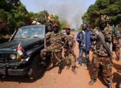 Rebelles du Séléka en janvier. SIA KAMBOU / AFP