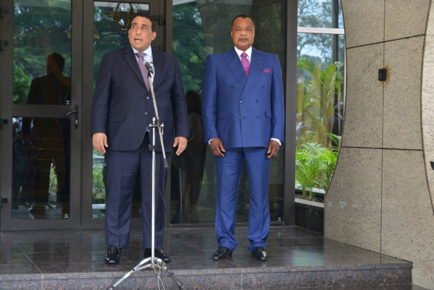 Le président Mohamed el-Menfi s'adressant à la presse Le président Mohamed el-Menfi s'adressant à la presse