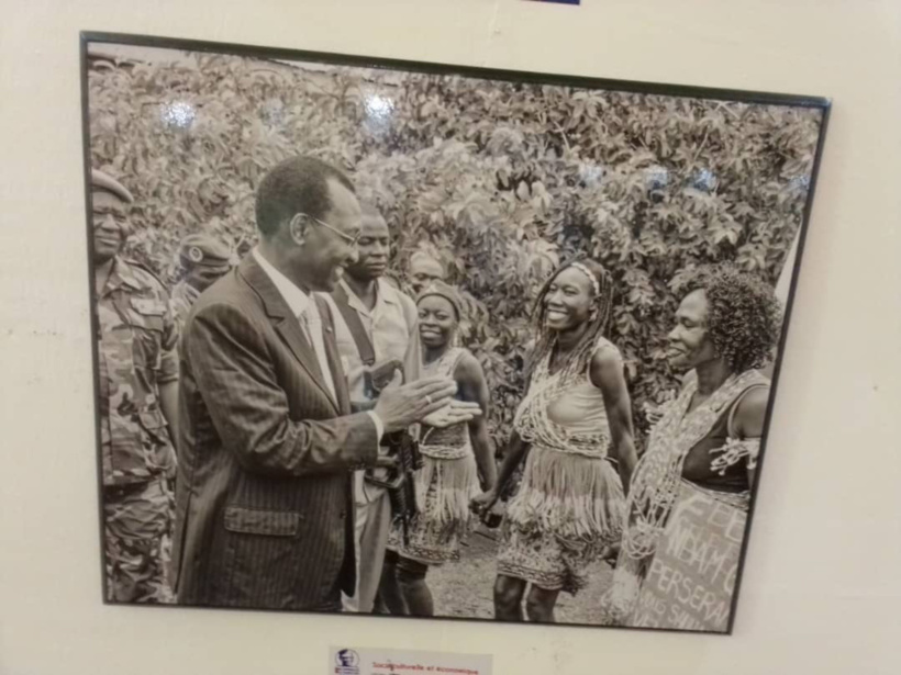 Maréchal du Tchad : une exposition photos pour les 100 jours de sa disparition Maréchal du Tchad : une exposition photos pour les 100 jours de sa disparition