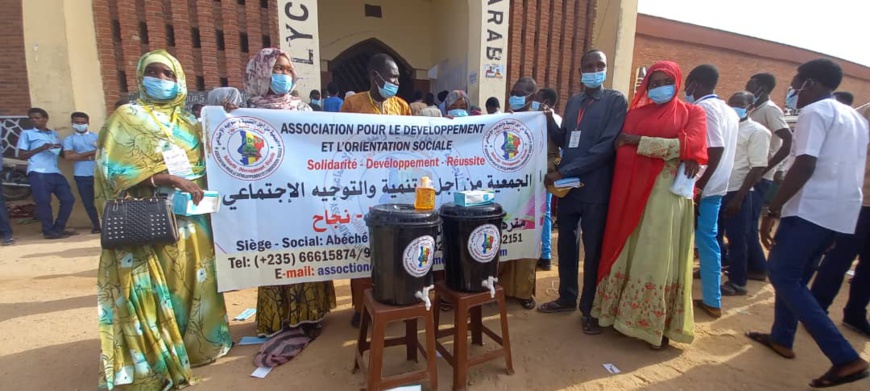 Baccalauréat au Tchad : l'ADOS aide les candidats à appliquer les mesures barrières à Abéché Baccalauréat au Tchad : l'ADOS aide les candidats à appliquer les mesures barrières à Abéché