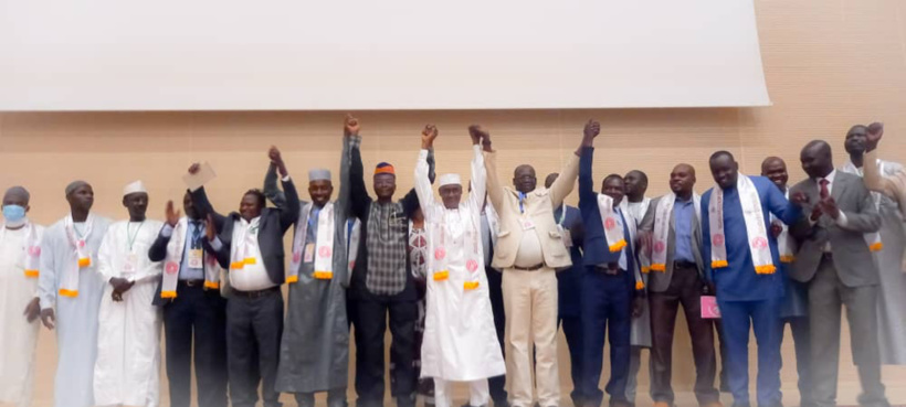 ديلو يرأس رسميا وبالاجماع حزب الاجتماعي بلا حدود ديلو يرأس رسميا وبالاجماع حزب الاجتماعي بلا حدود