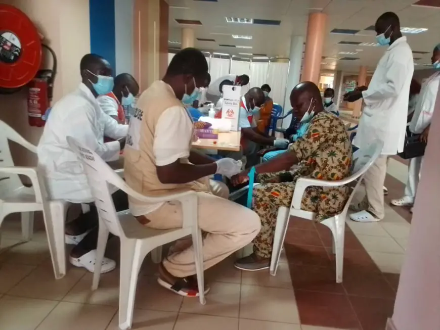Tchad : campagne de dépistage des hépatites au CHU la Renaissance de N'Djamena. © Steve Djénonkar/Alwihda Info