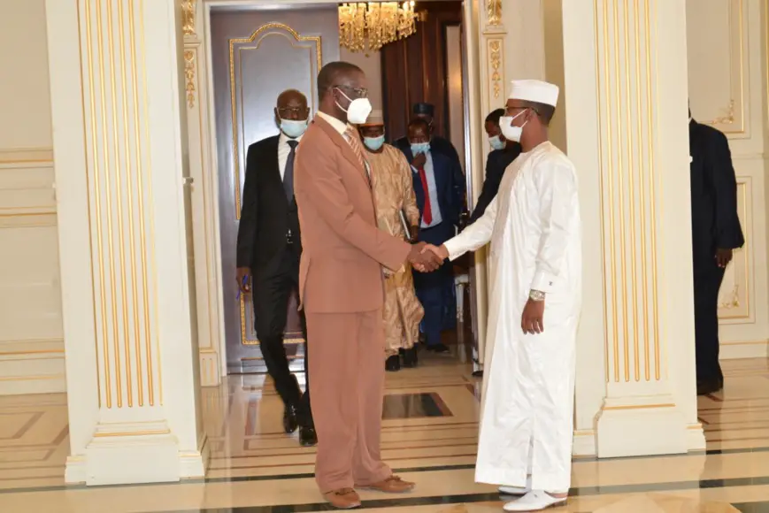 Tchad : le président du CMT a reçu le secrétaire exécutif de l’APEAA