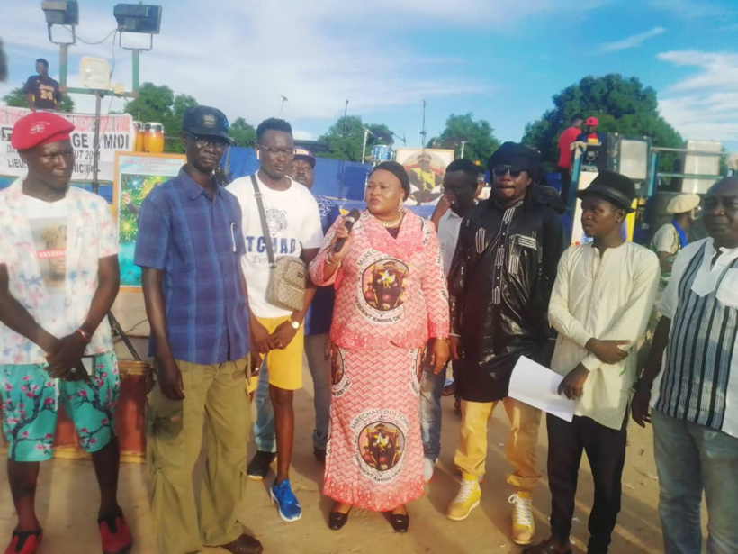 Tchad : les artistes du Mandoul rendent hommage au Maréchal à Koumra Tchad : les artistes du Mandoul rendent hommage au Maréchal à Koumra