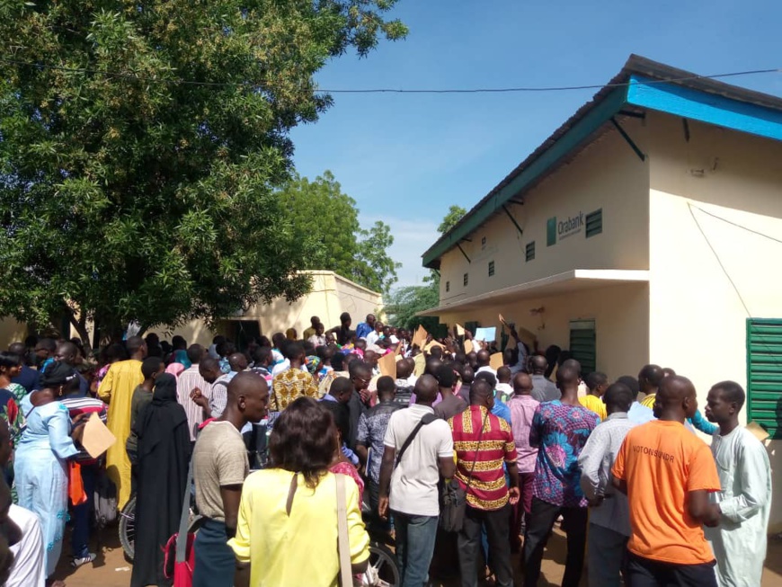 Tchad : recensement des diplômés sans emploi, un calvaire de plus Tchad : recensement des diplômés sans emploi, un calvaire de plus