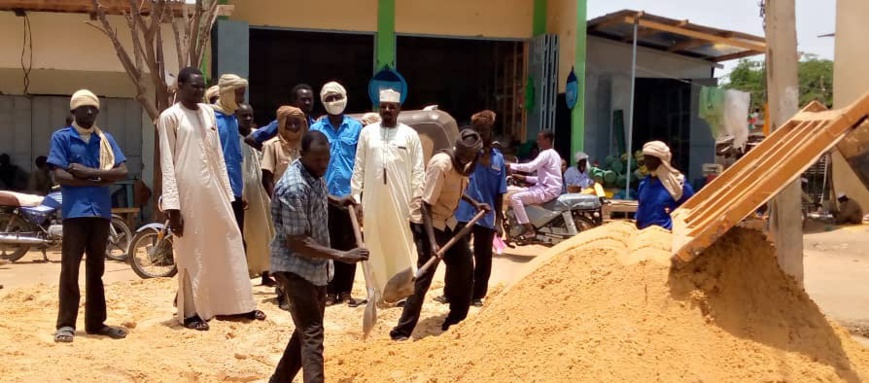 Tchad : les activités de remblayage des grandes artères reprennent à Ati Tchad : les activités de remblayage des grandes artères reprennent à Ati