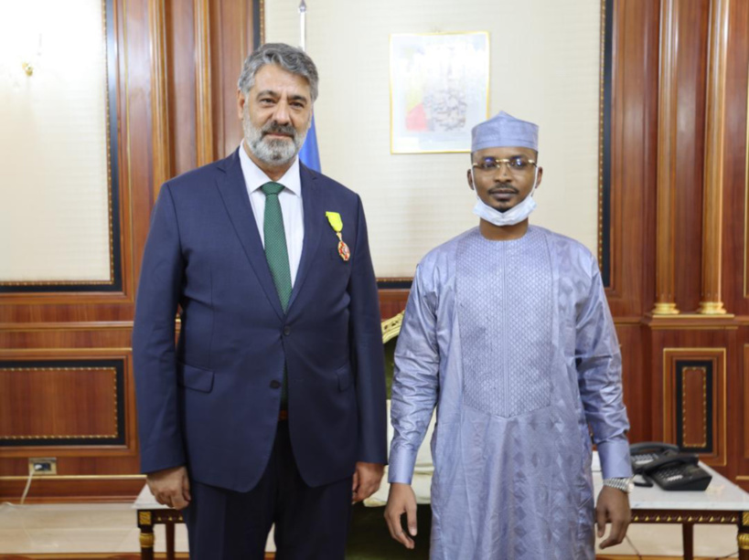 Tchad : le recteur de l’Université turque de Karabük élevé au grade de chevalier de l’Ordre national Tchad : le recteur de l’Université turque de Karabük élevé au grade de chevalier de l’Ordre national