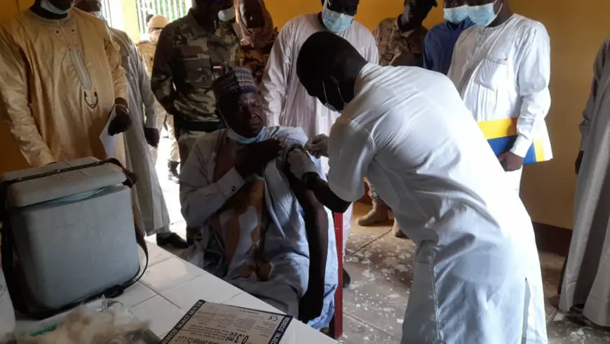Tchad : la campagne de vaccination contre la Covid-19 lancée au Batha