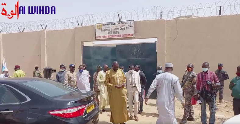 Tchad : 2 détenus de la maison d'arrêt de Klessoum admis d'office au baccalauréat Tchad : 2 détenus de la maison d'arrêt de Klessoum admis d'office au baccalauréat