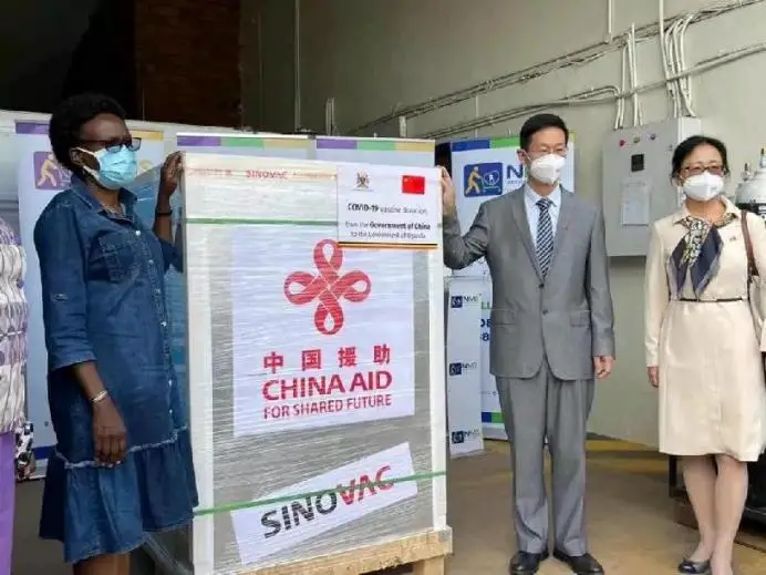 COVID-19 vaccines donated by the Chinese government arrive in Uganda, July 31, 2021. (Photo courtesy of the Chinese Embassy in Uganda)